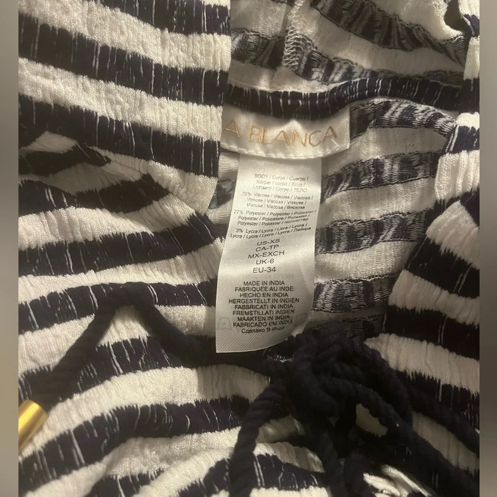 NWT LA BLANCA Static Stripe Hooded V-neck Cover-up Dress Size XS
